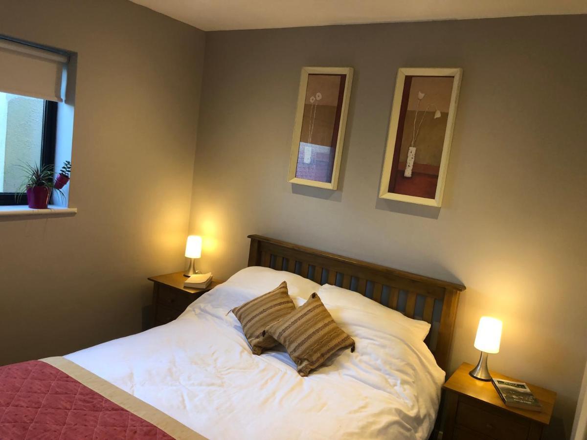 Bruion Connemara Apartment Cleggan Exterior foto