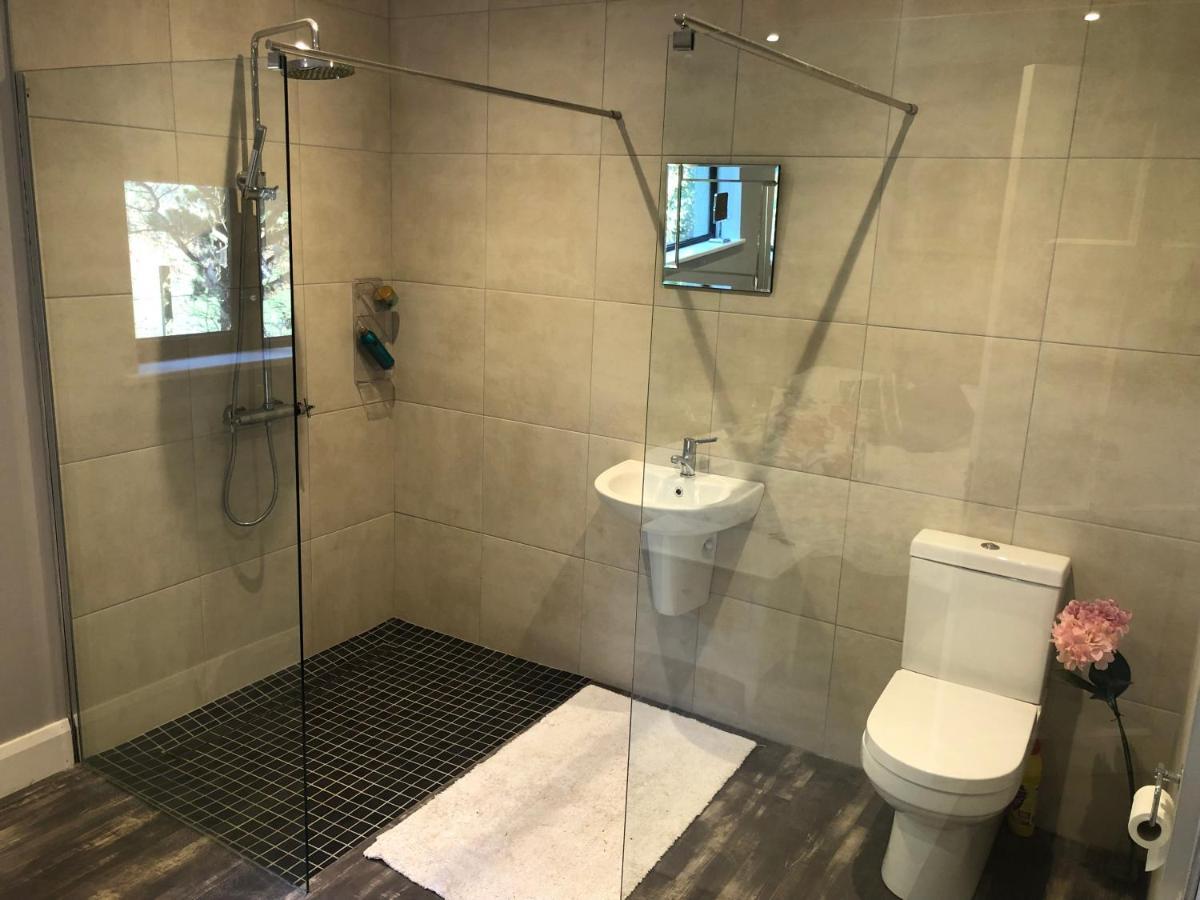 Bruion Connemara Apartment Cleggan Exterior foto